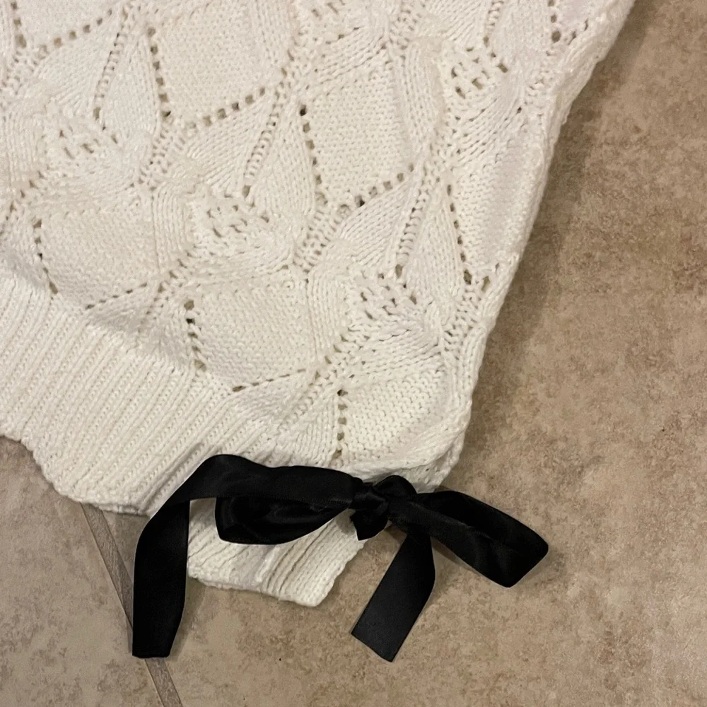Marc New York Ivory Sweater Vest  with Black Bow Details XL - Picture 3 of 9